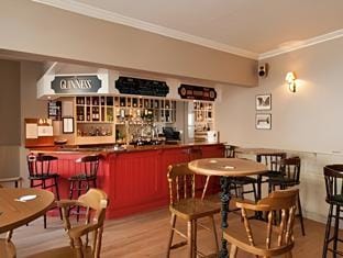 The Dolphin Hotel Inn in North Dorset District