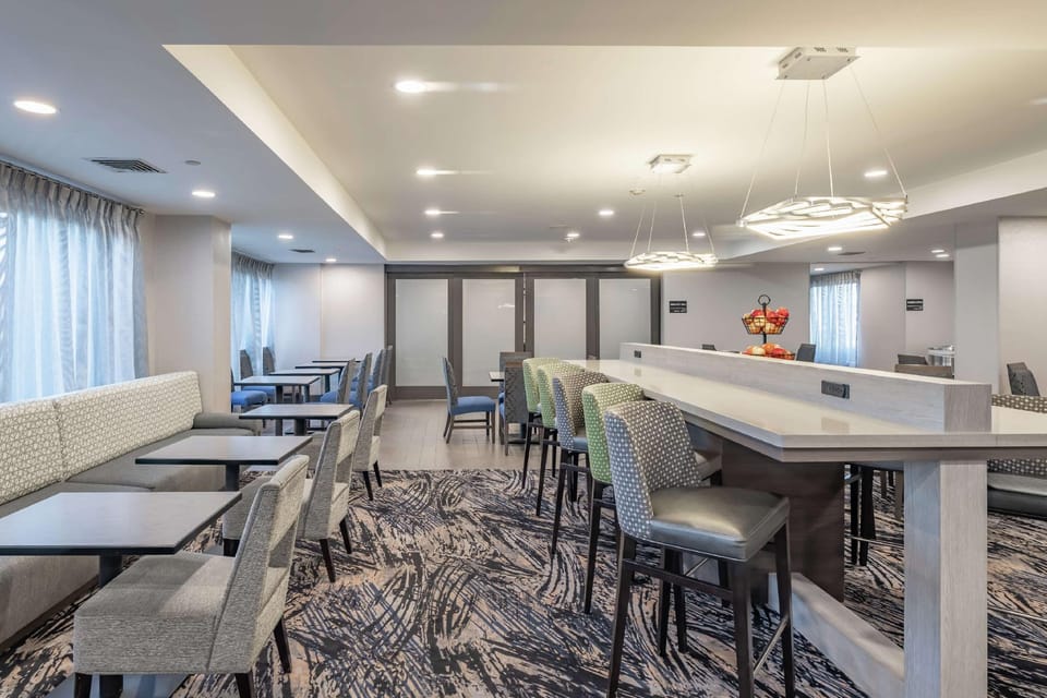 Hampton Inn Waco Hotel in Bellmead