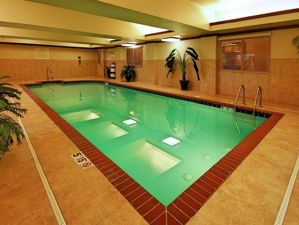 Hampton Inn Bryant Hotel in Bryant