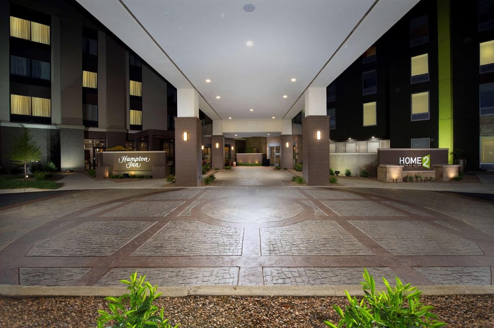 Hampton Inn Louisville East/Hurstbourne Hotel in Louisville