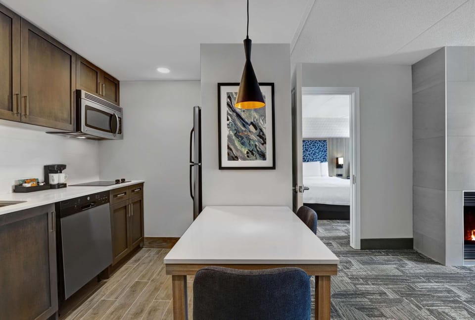 Homewood Suites by Hilton London Ontario Hotel in London