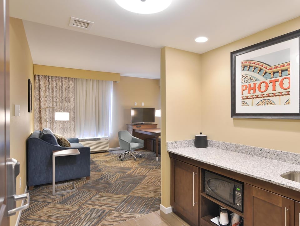 Hampton Inn & Suites Chippewa Falls Hotel in Wisconsin