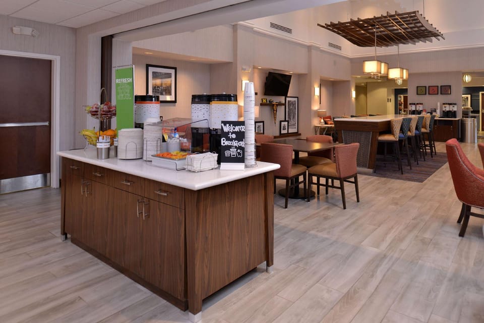 Hampton Inn & Suites Ann Arbor-West Hotel in Ann Arbor