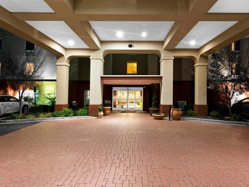 Hampton Inn Statesville Hotel in Statesville