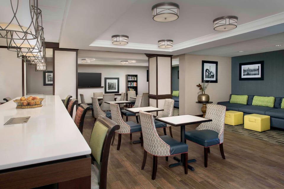 Hampton Inn Pittsburgh/Monroeville Hotel in Monroeville