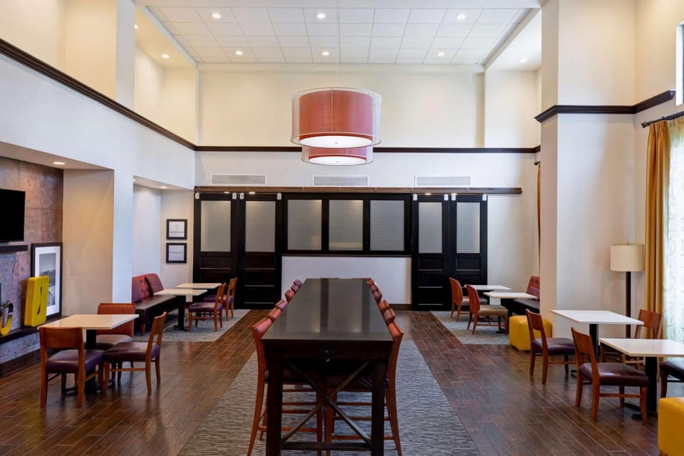 Hampton Inn & Suites Rohnert Park - Sonoma County Hotel in Rohnert Park