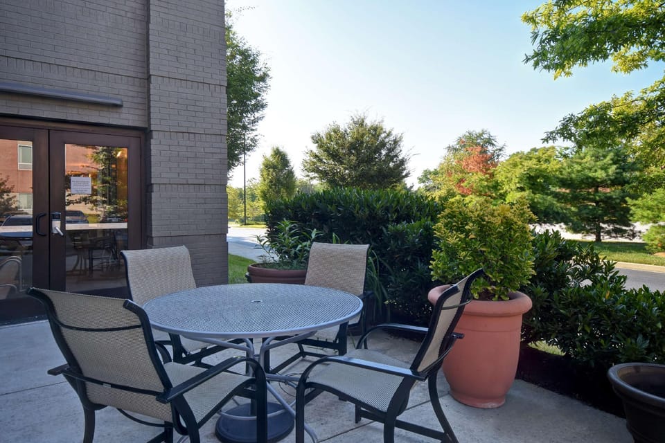 Hampton Inn & Suites Columbia South Fort Meade Area Hotel in Maryland