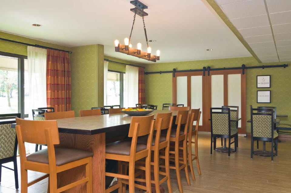 Hampton Inn Wooster Hotel in Wooster