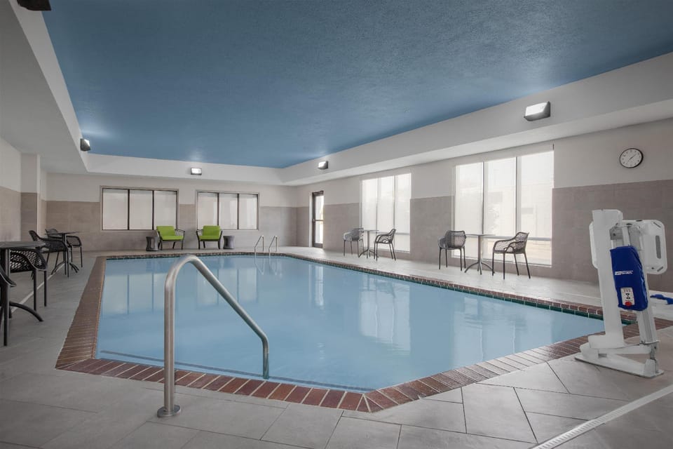Hampton Inn by Hilton Waterloo Cedar Valley Hotel in Waterloo