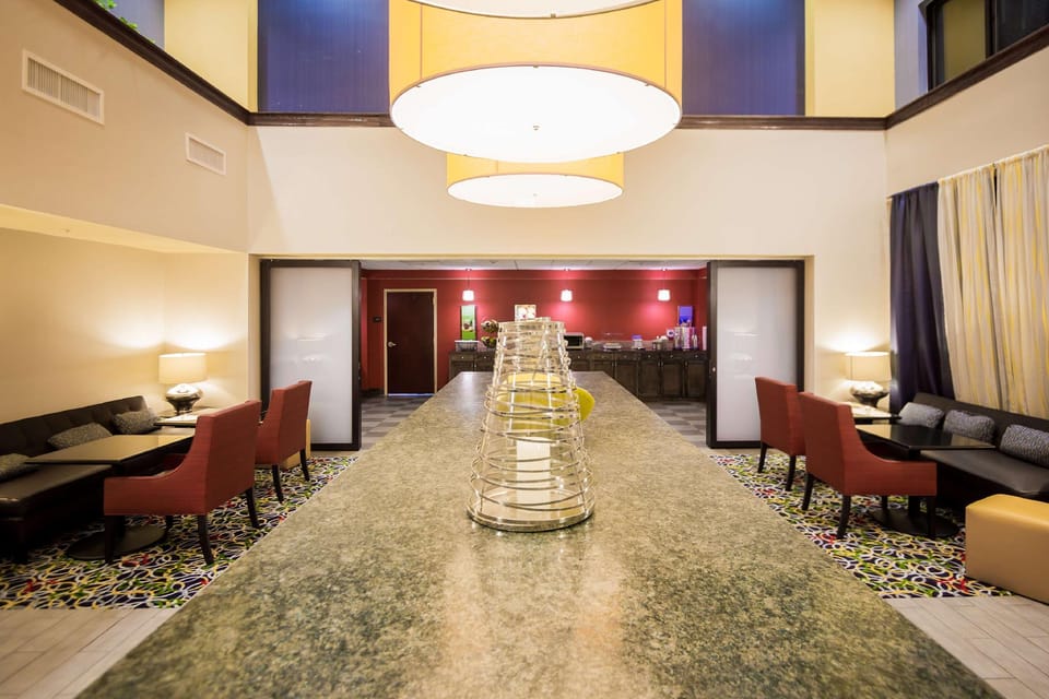 Hampton Inn & Suites Natchez Hotel in Natchez