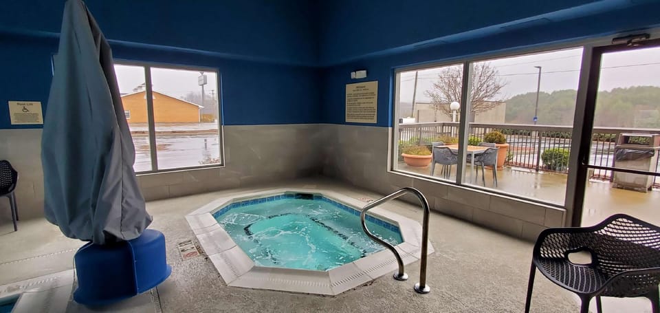 Hampton Inn Hillsville Hotel in Virginia