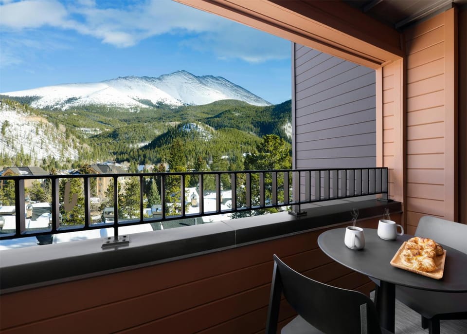 Hotel Alpenrock Breckenridge, Curio Collection by Hilton Hotel in Breckenridge