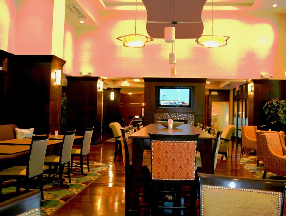 Hampton Inn & Suites Detroit-Canton Hotel in Canton