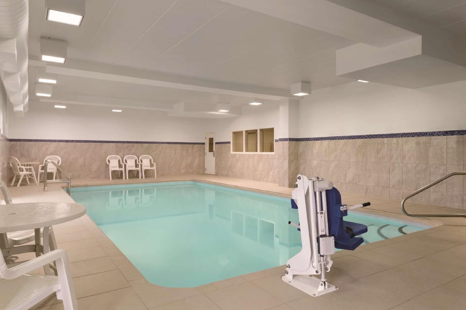 Hampton Inn Cincinnati-Kings Island Hotel in Mason