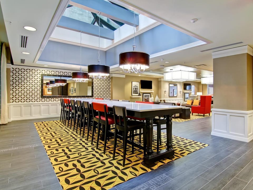 Hampton Inn & Suites Cincinnati-Downtown Hotel in Cincinnati