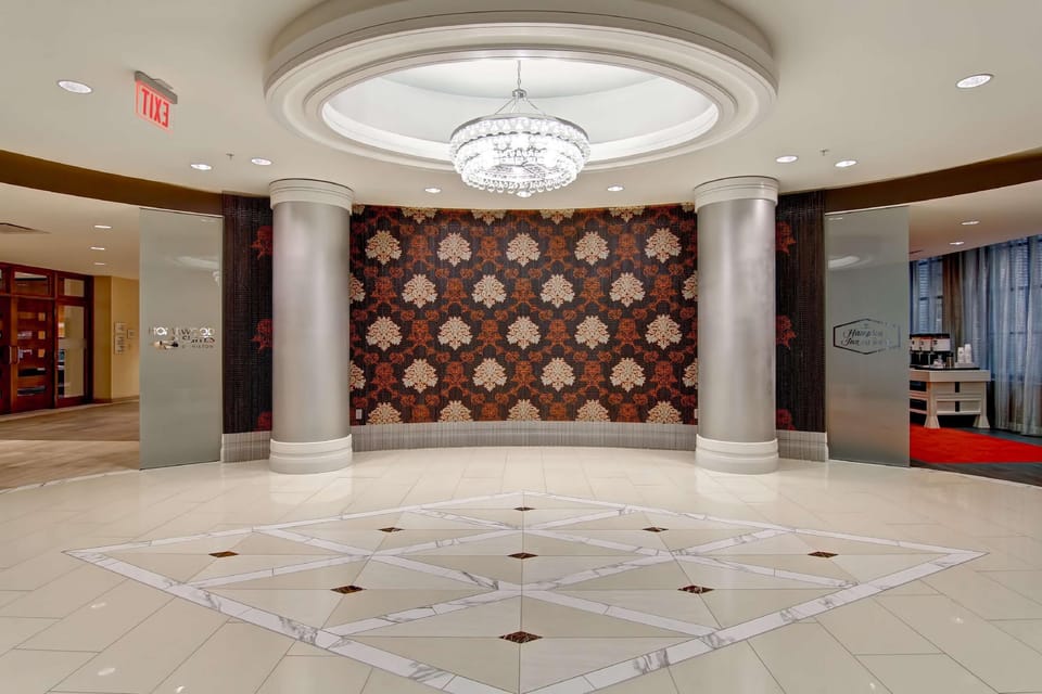 Hampton Inn & Suites Cincinnati-Downtown Hotel in Cincinnati