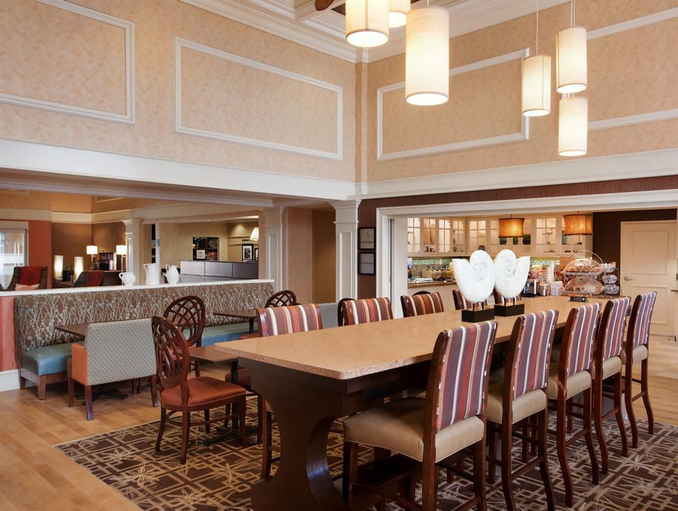 Hampton Inn & Suites Outer Banks/Corolla Hotel in Corolla