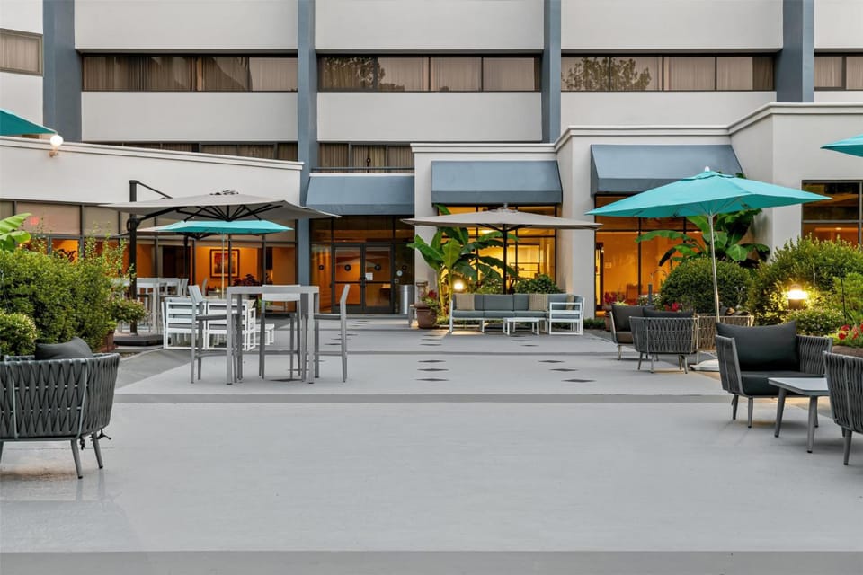 DoubleTree Suites by Hilton Raleigh - Durham Hotel in Durham