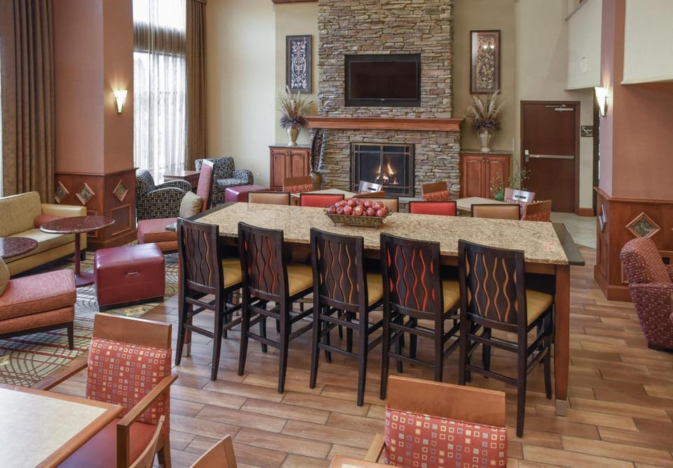 Hampton Inn & Suites Youngstown-Canfield Hotel in Ohio