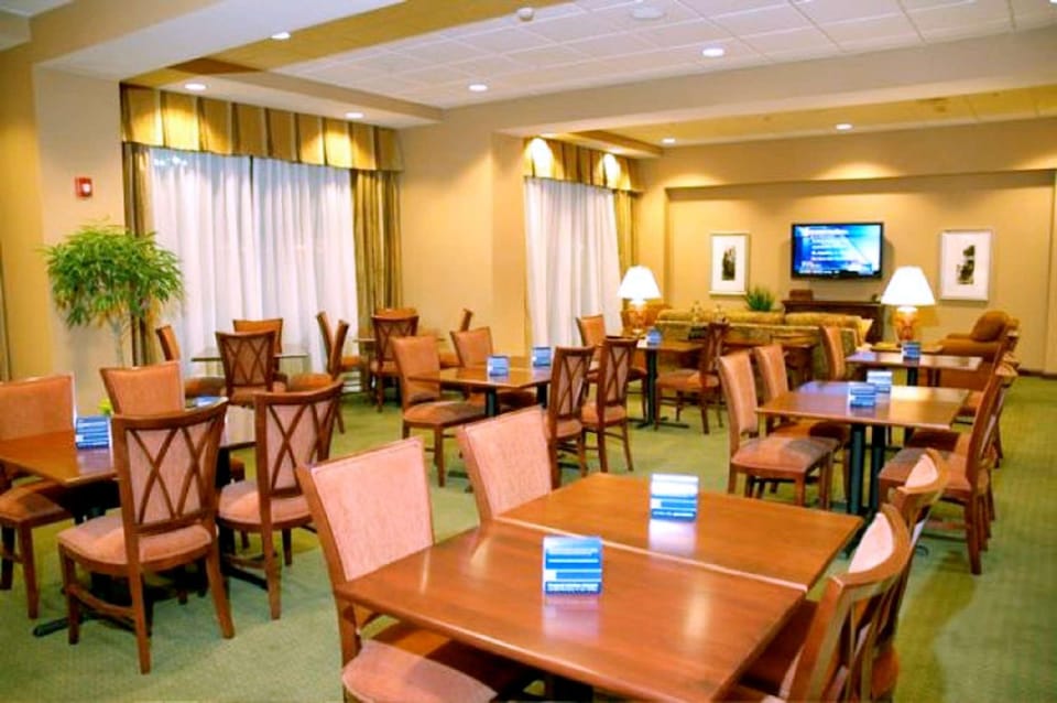 Hampton Inn Calera Hotel in Alabama