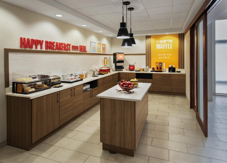 Hampton Inn & Suites Greenfield Hotel in Massachusetts