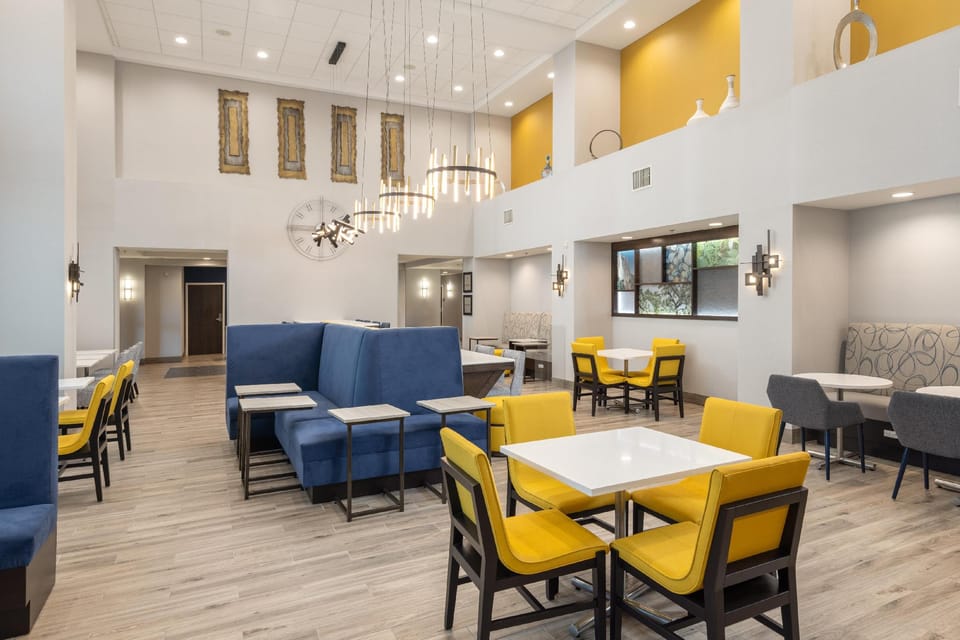 Hampton Inn & Suites Manteca Hotel in Manteca
