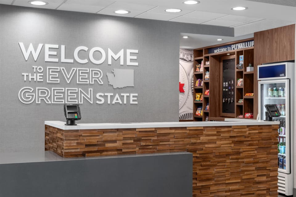 Hampton Inn & Suites Tacoma/Puyallup Hotel in Puyallup