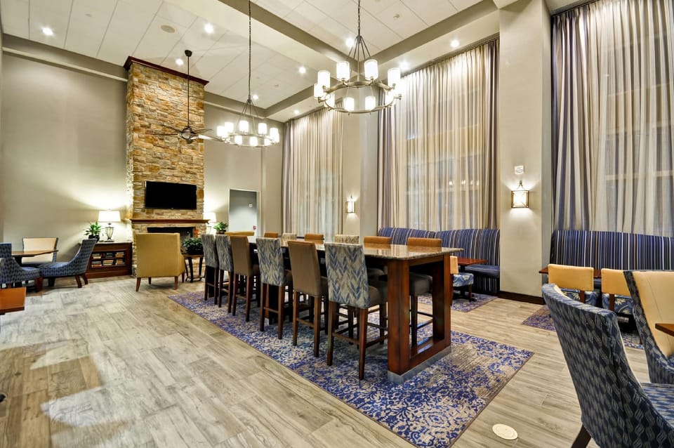 Hampton Inn & Suites Fredericksburg-at Celebrate Virginia Hotel in Fredericksburg