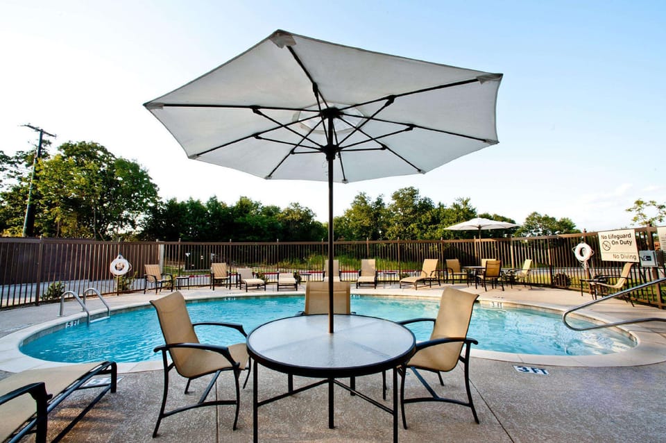 Hampton Inn & Suites Denison Hotel in Lake Texoma