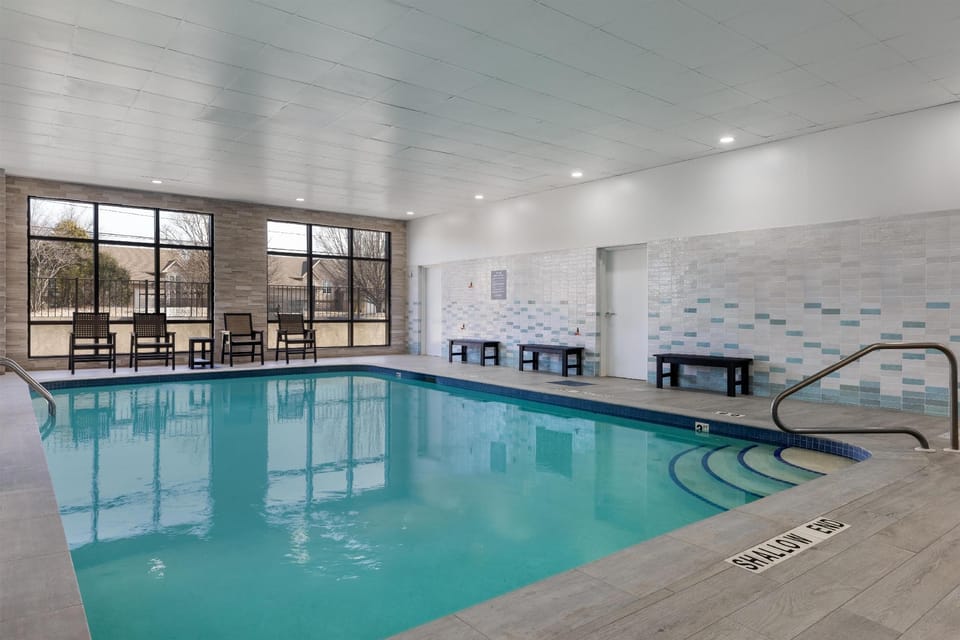 Hampton Inn and Suites by Hilton Windsor Hotel in Windsor