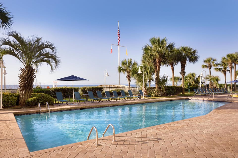 Hampton Inn & Suites Myrtle Beach-Oceanfront Hotel in Myrtle Beach