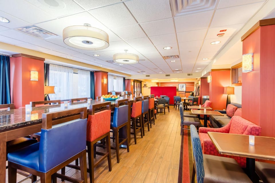 Hampton Inn Rochester Hotel in Rochester