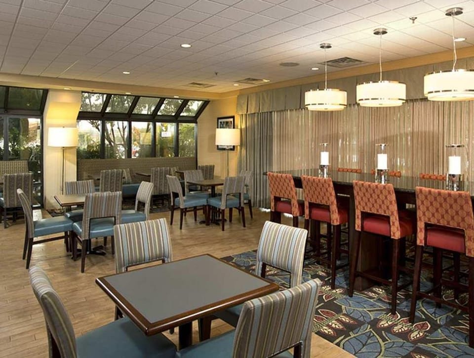 Bar/lounge