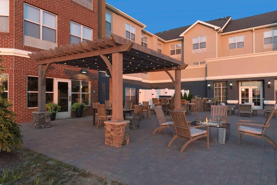 Homewood Suites by Hilton Indianapolis-Airport/Plainfield Hotel in Plainfield