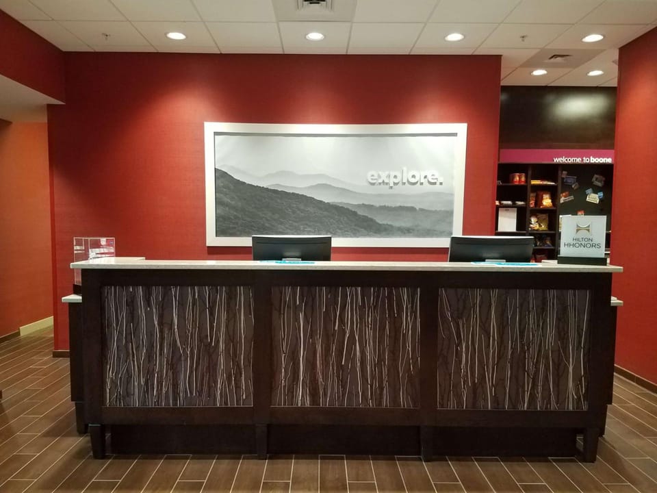 Hampton Inn & Suites Boone Hotel in Boone