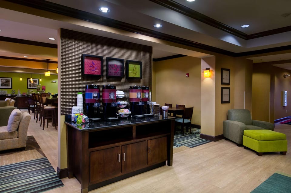 Hampton Inn Stow Hotel in Cuyahoga Falls