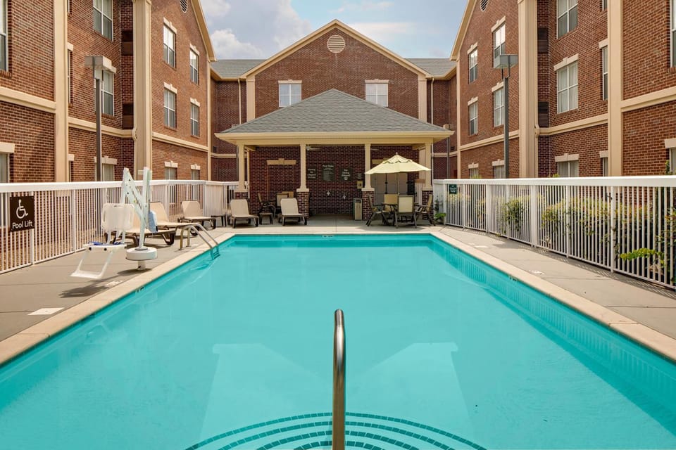 Homewood Suites by Hilton Nashville - Brentwood Hotel in Brentwood