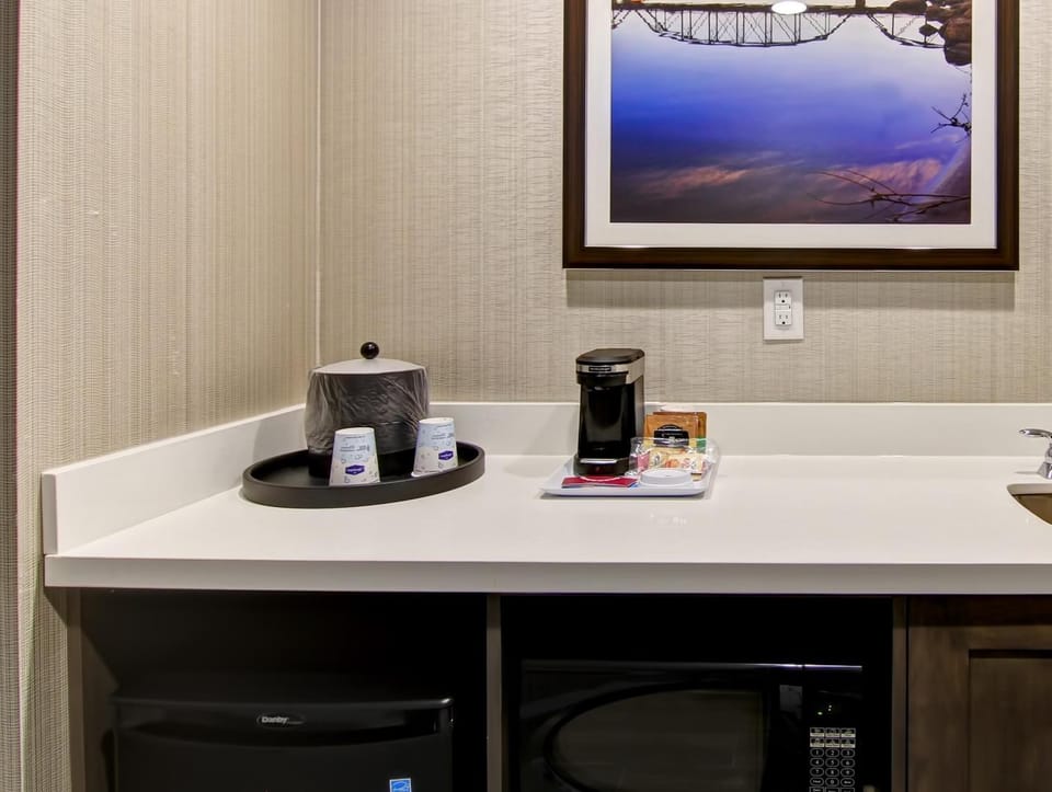 Hampton Inn & Suites by Hilton Saskatoon Airport Hotel in Saskatoon