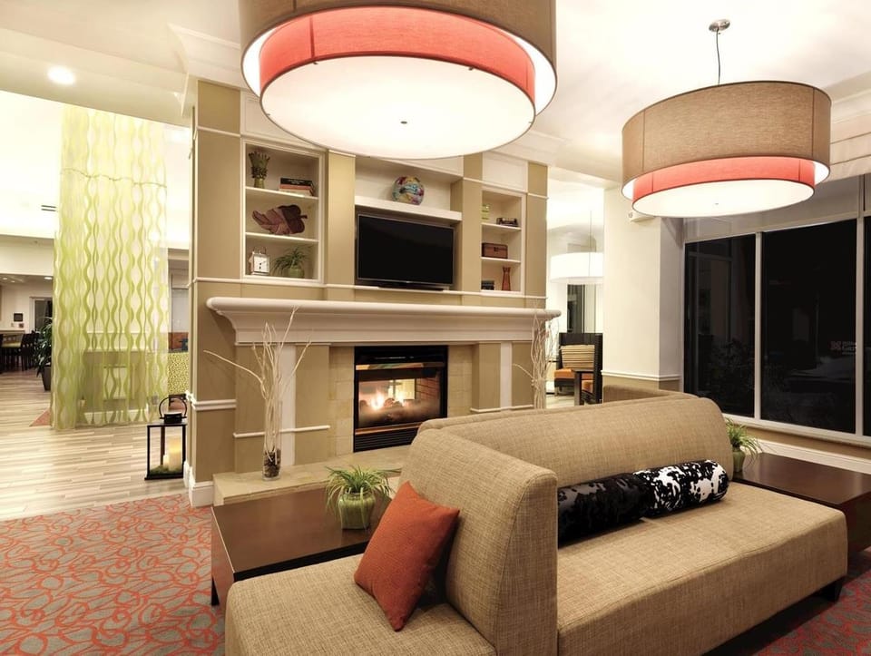 Hilton Garden Inn Akron-Canton Airport Hotel in Ohio