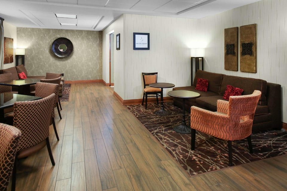 Hampton Inn Portage Hotel in Portage