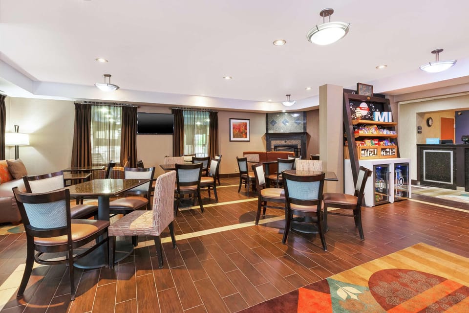 Hampton Inn Monroe Hotel in Jerusalem Township