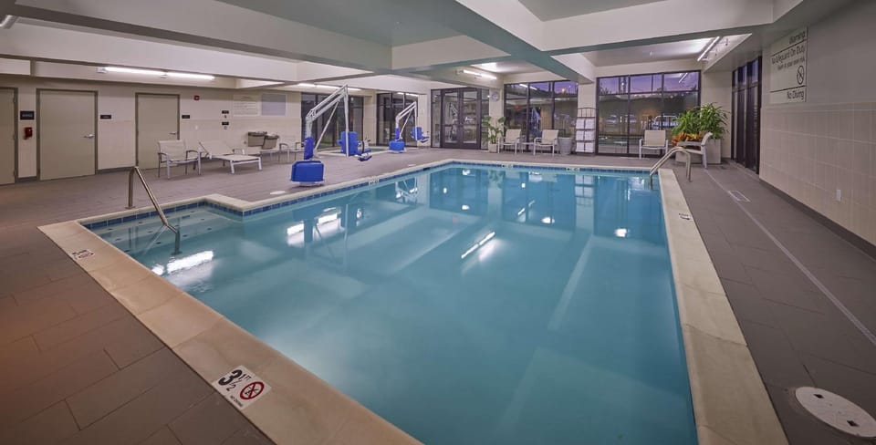 Hampton Inn &  Suites Hood River Hotel in Hood River