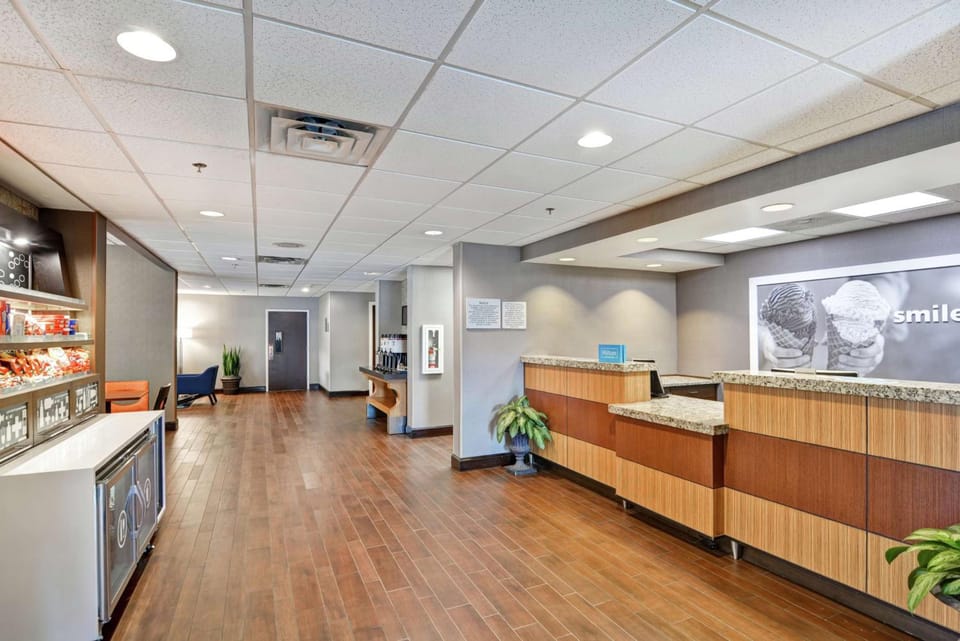 Hampton Inn Charlotte-Gastonia Hotel in Gastonia
