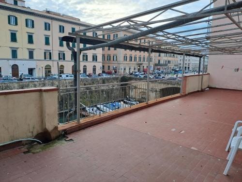 Giappone Inn Flat Hotel in Livorno