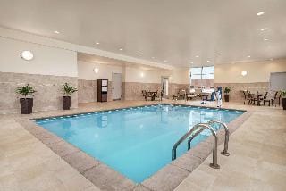 Hampton Inn Brooklyn Park Hotel in Brooklyn Park