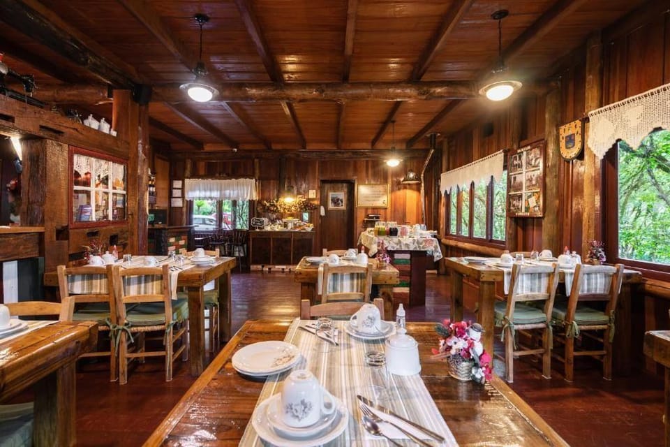 Hotel Fioreze Chales Lodge in Gramado