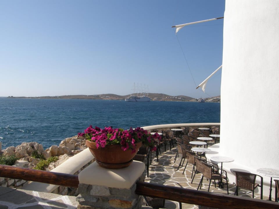 Anna Platanou Hotel Hotel in Paros