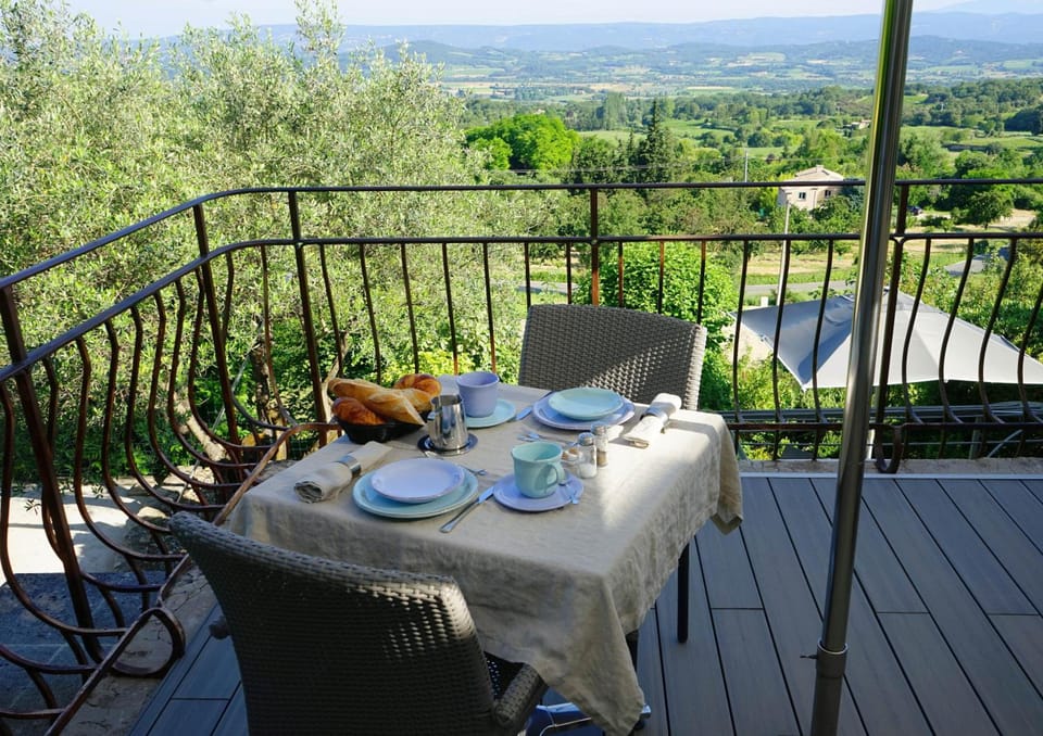 Les Terrasses du Luberon Hotel in Bonnieux