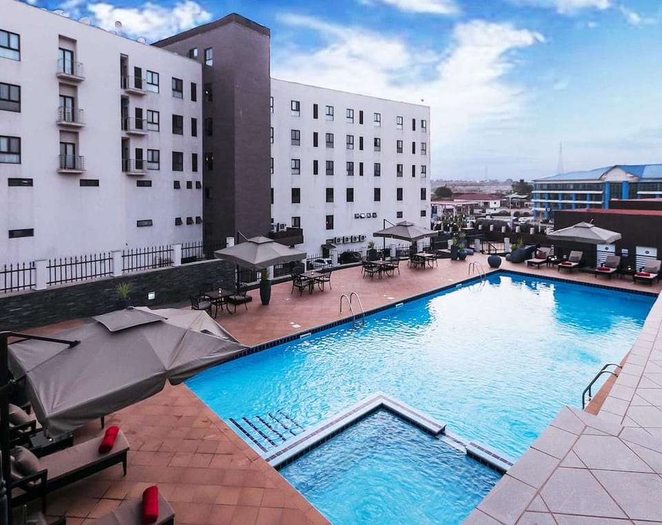 Oak Plaza Suites Hotel in Kumasi