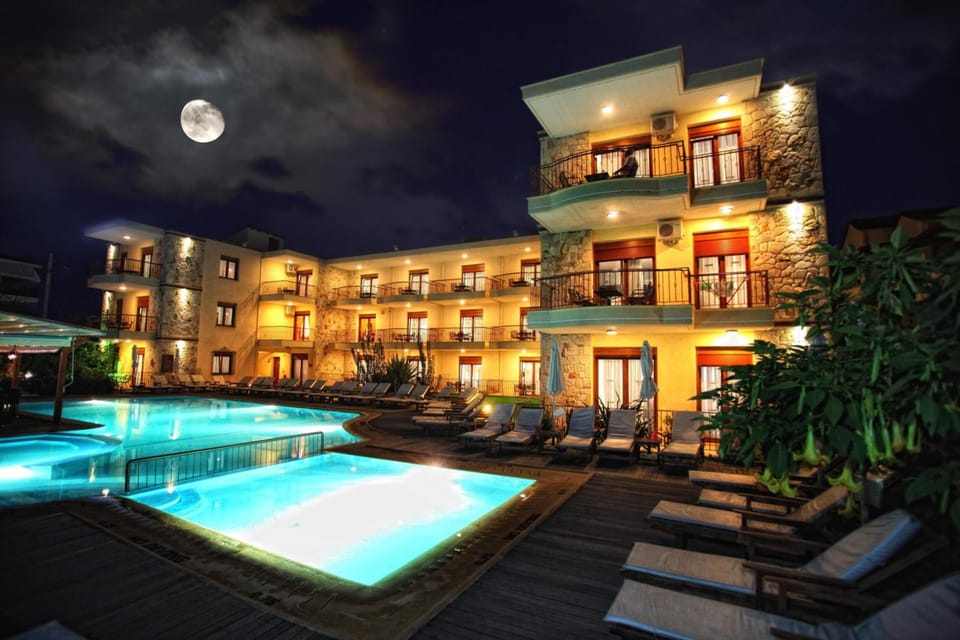 Nereides Hotel Hotel in Chaniotis